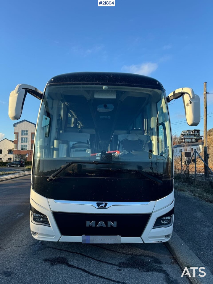 MAN Lion´s Coach 6x2 Turbuss. 63 seter. SE VIDEO - سياحية حافلة: صور 2 MAN Lion´s Coach 6x2 Turbuss. 63 seter. SE VIDEO - سياحية حافلة: صور 2