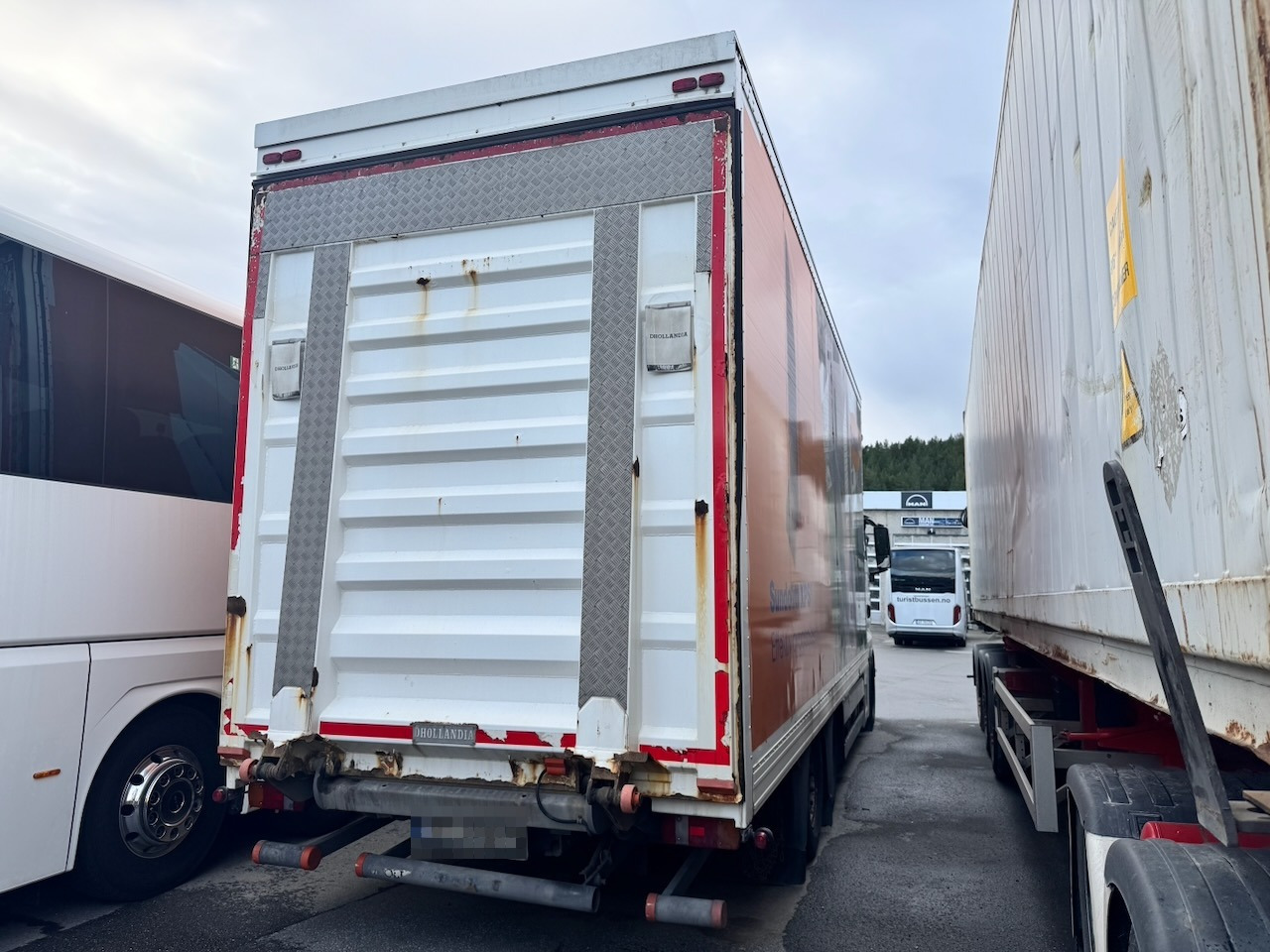 MAN MAN TGX 26.440 Skapbil m/ Full sideåpning. Rep objekt. - بصندوق مغلق شاحنة: صور 3 MAN MAN TGX 26.440 Skapbil m/ Full sideåpning. Rep objekt. - بصندوق مغلق شاحنة: صور 3