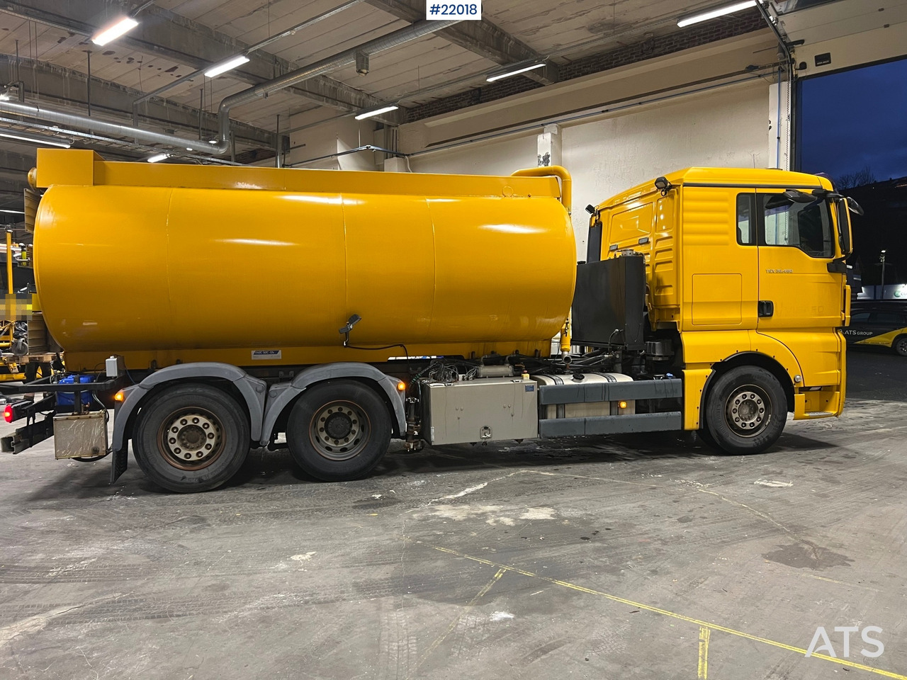 MAN TGX26.480 - شاحنة صهريج: صور 3 MAN TGX26.480 - شاحنة صهريج: صور 3