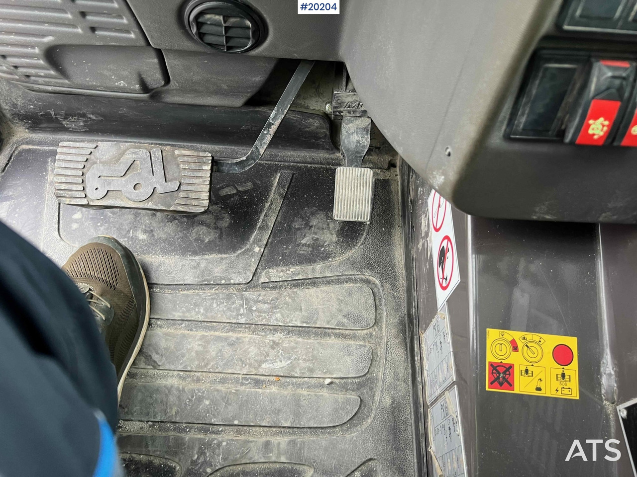 رافعة تلسكوبية Manitou MRT 2550: صور 25
