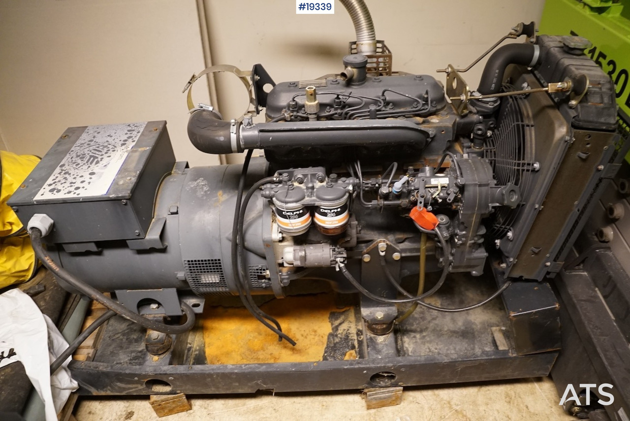 Marelli Generators nødstrømaggregat - آلات البناء: صور 1 Marelli Generators nødstrømaggregat - آلات البناء: صور 1