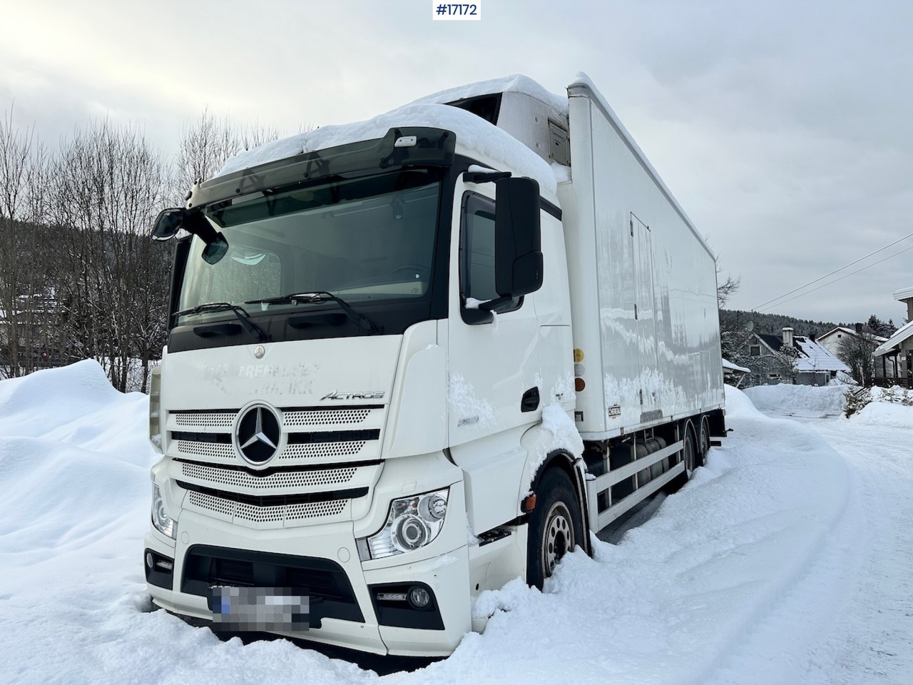 Mercedes Actros 2551 - بصندوق مغلق شاحنة: صور 1 Mercedes Actros 2551 - بصندوق مغلق شاحنة: صور 1