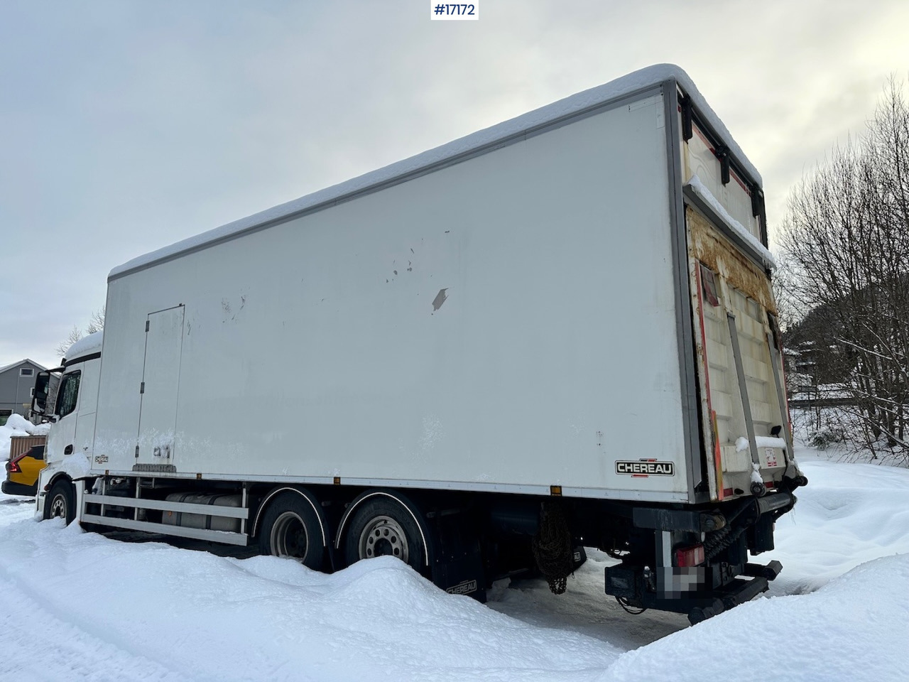 Mercedes Actros 2551 - بصندوق مغلق شاحنة: صور 3 Mercedes Actros 2551 - بصندوق مغلق شاحنة: صور 3