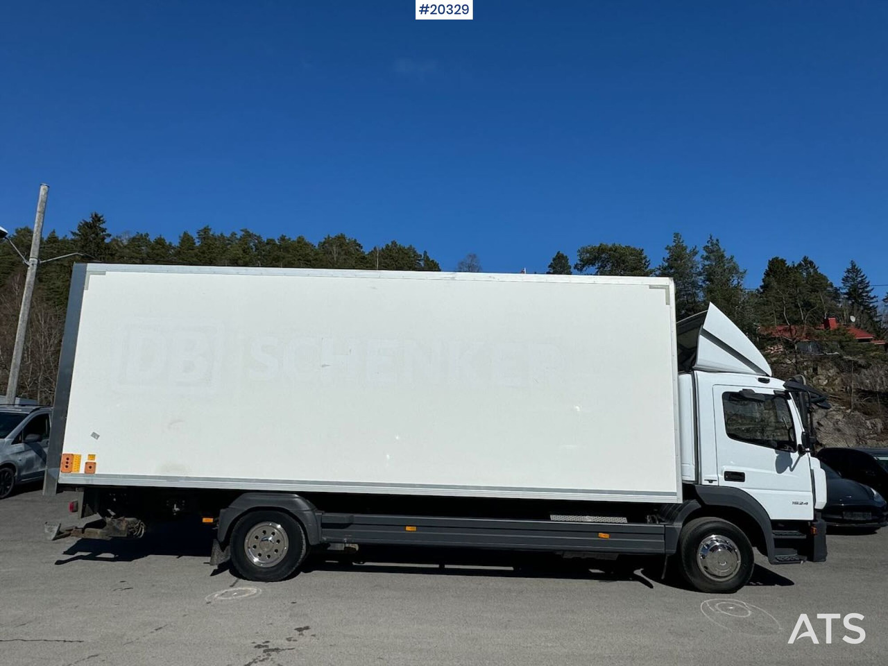 Mercedes Atego 1524 - بصندوق مغلق شاحنة: صور 4 Mercedes Atego 1524 - بصندوق مغلق شاحنة: صور 4