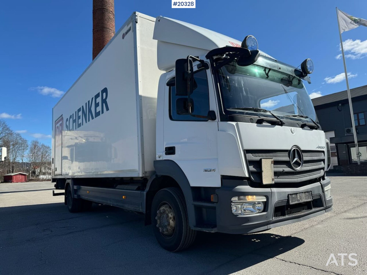 Mercedes Atego 1524 - بصندوق مغلق شاحنة: صور 1 Mercedes Atego 1524 - بصندوق مغلق شاحنة: صور 1
