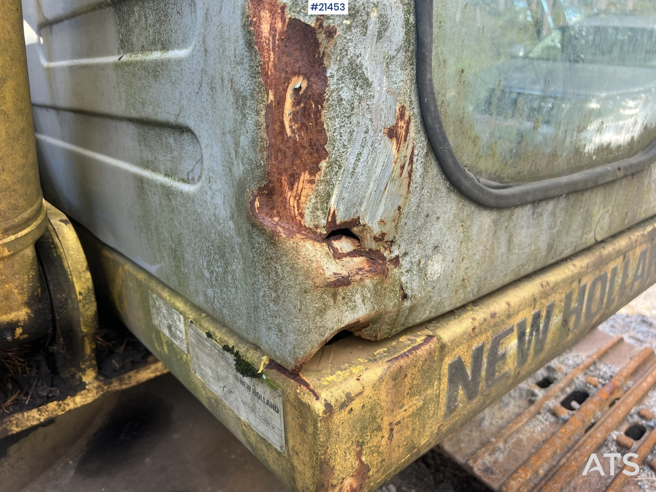 New Holland E215 Gravemaskin - حفارات زحافة: صور 4 New Holland E215 Gravemaskin - حفارات زحافة: صور 4