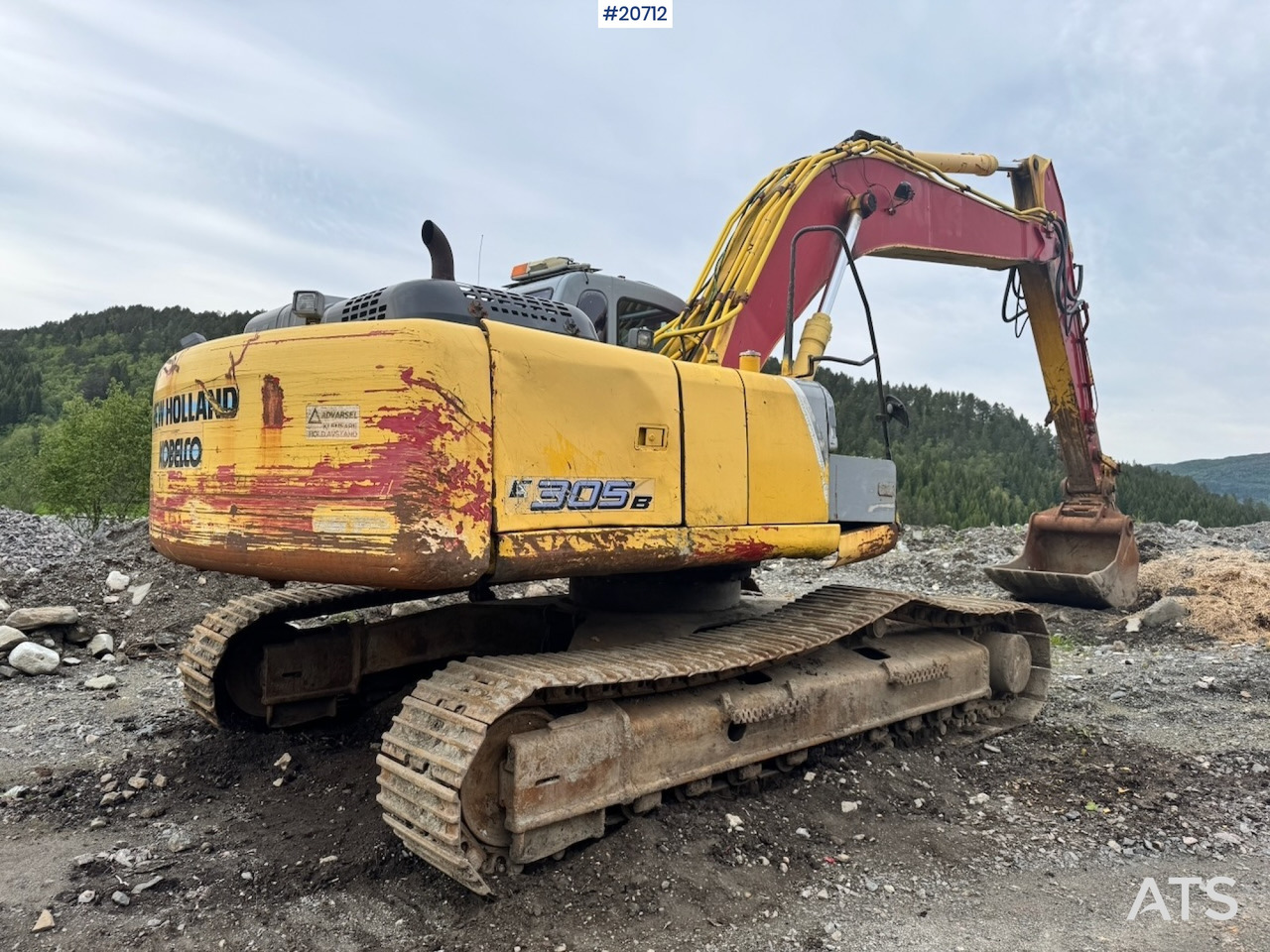 New Holland kobelco E305B - حفارة: صور 5 New Holland kobelco E305B - حفارة: صور 5