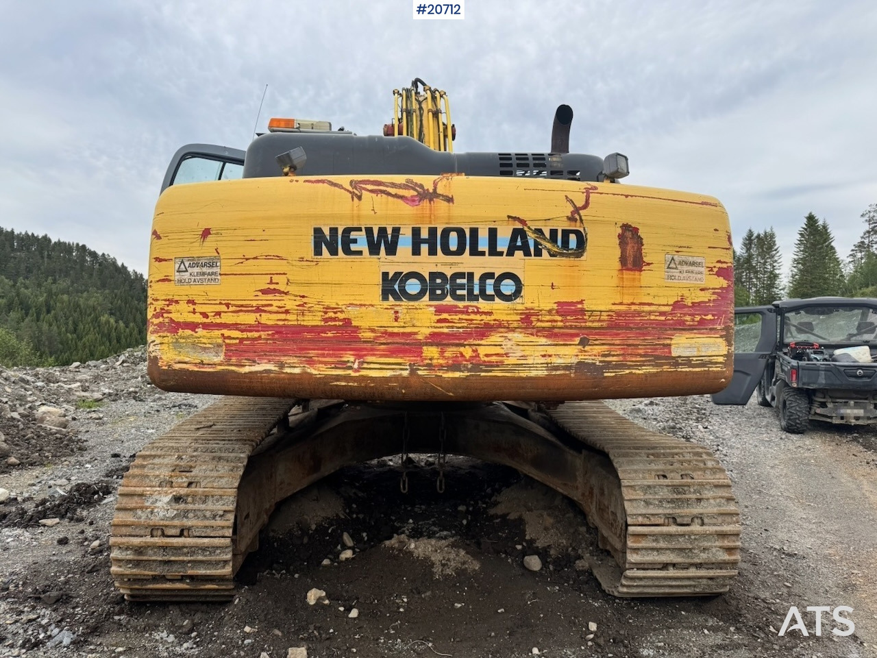 New Holland kobelco E305B - حفارة: صور 4 New Holland kobelco E305B - حفارة: صور 4