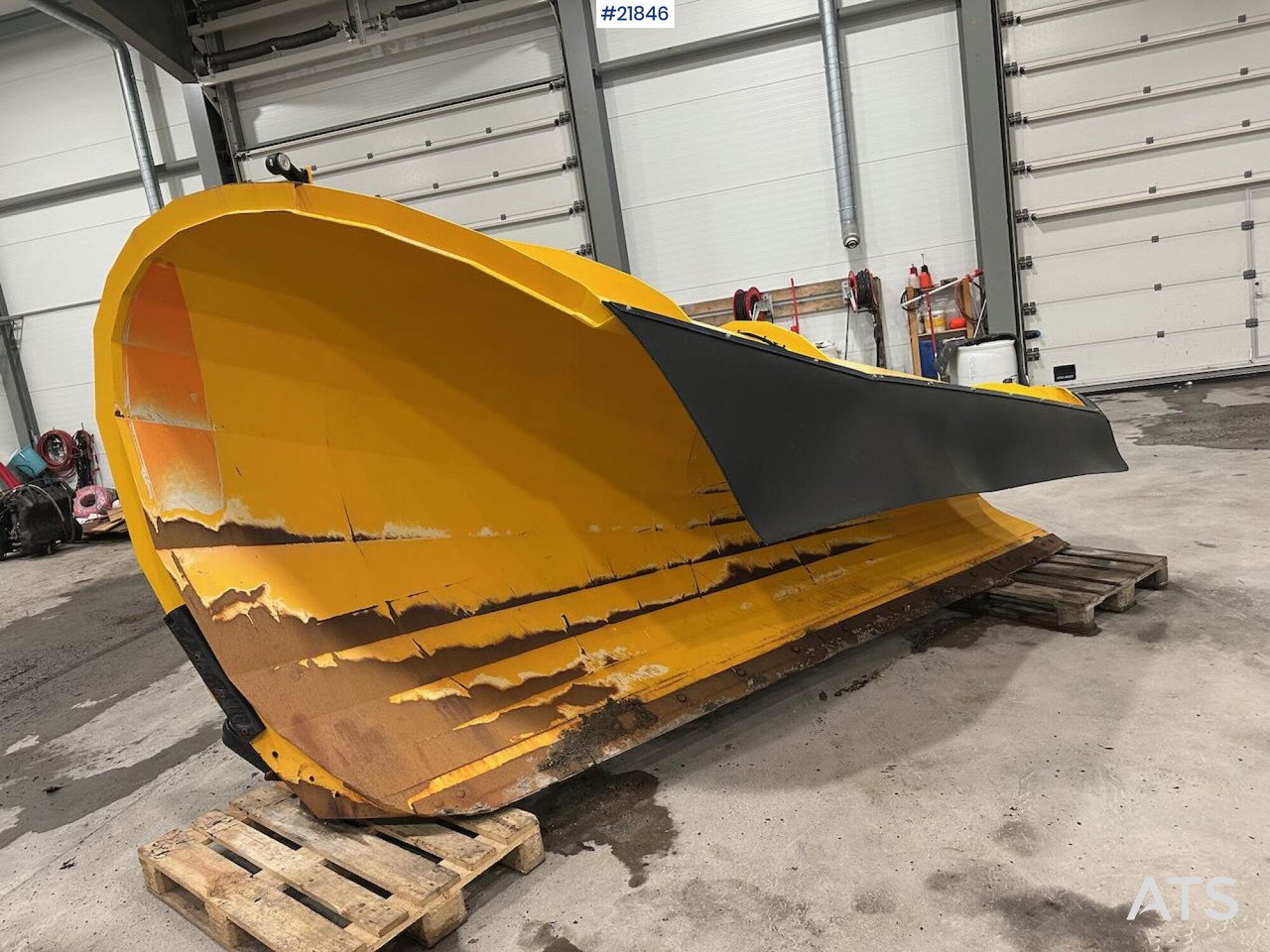 Øveraasen DEHS - كاسحة ثلوج: صور 1 Øveraasen DEHS - كاسحة ثلوج: صور 1