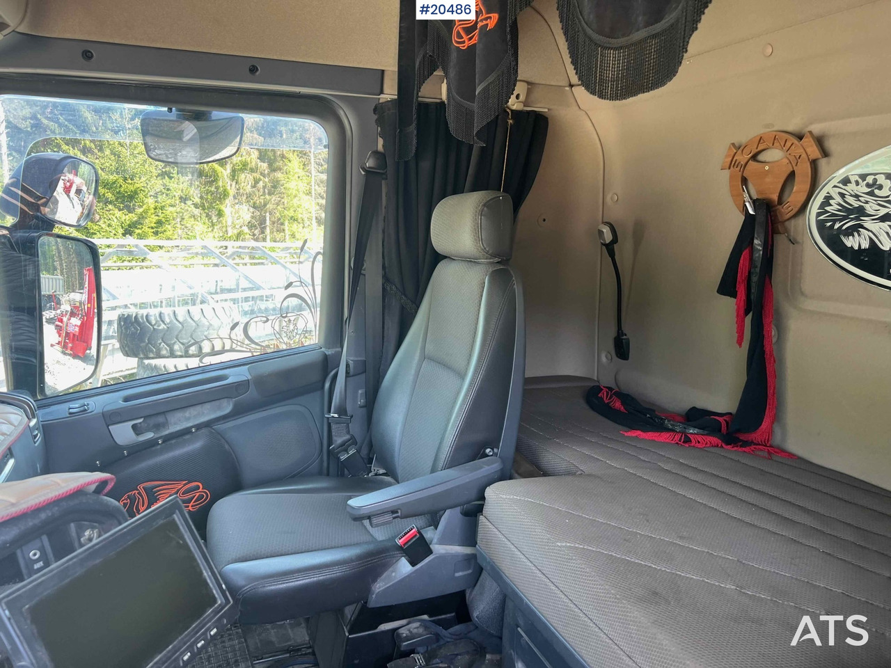 قلابات Scania R560: صور 24