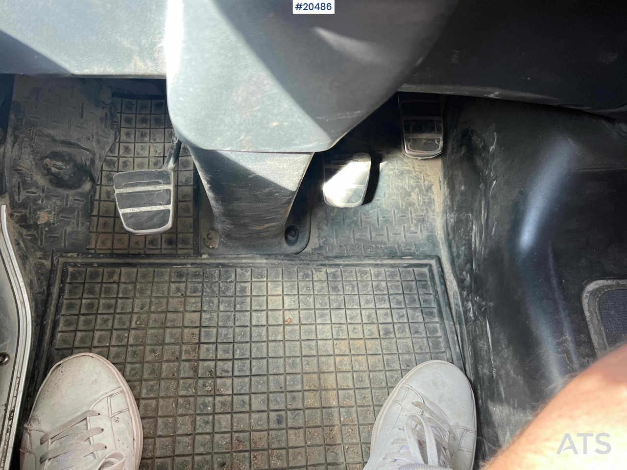 قلابات Scania R560: صور 31