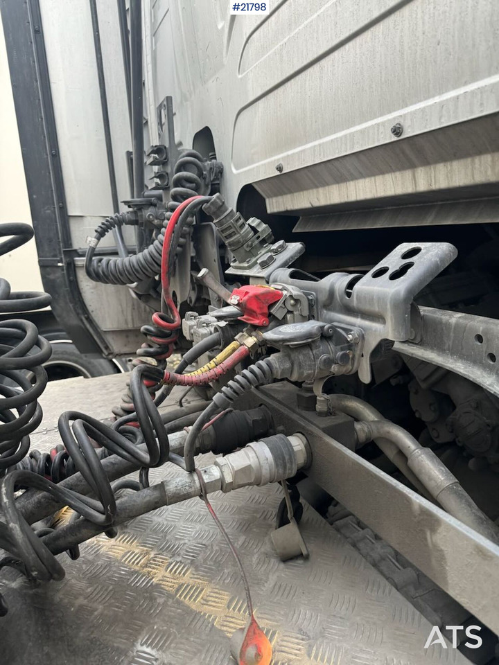 Scania R590 6x2 Trekkvogn m/ Walking floor hydraulikk إيجار Scania R590 6x2 Trekkvogn m/ Walking floor hydraulikk: صور 8 Scania R590 6x2 Trekkvogn m/ Walking floor hydraulikk إيجار Scania R590 6x2 Trekkvogn m/ Walking floor hydraulikk: صور 8