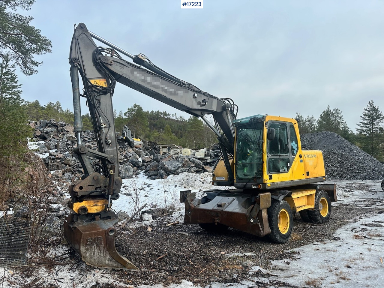 Volvo EW160B - حفارة: صور 1 Volvo EW160B - حفارة: صور 1