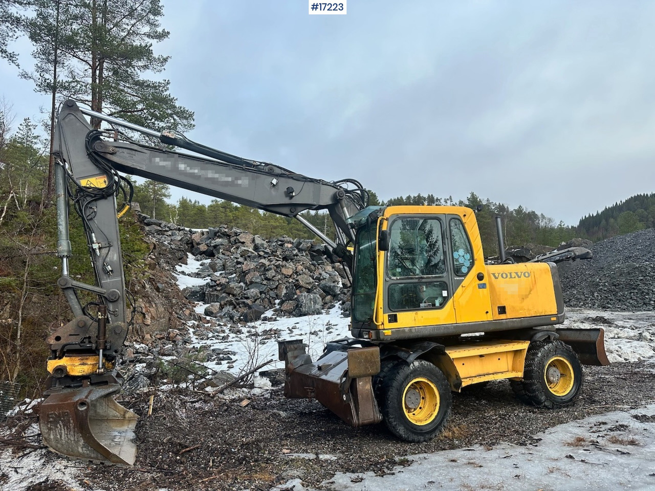 Volvo EW160B - حفارة: صور 2 Volvo EW160B - حفارة: صور 2