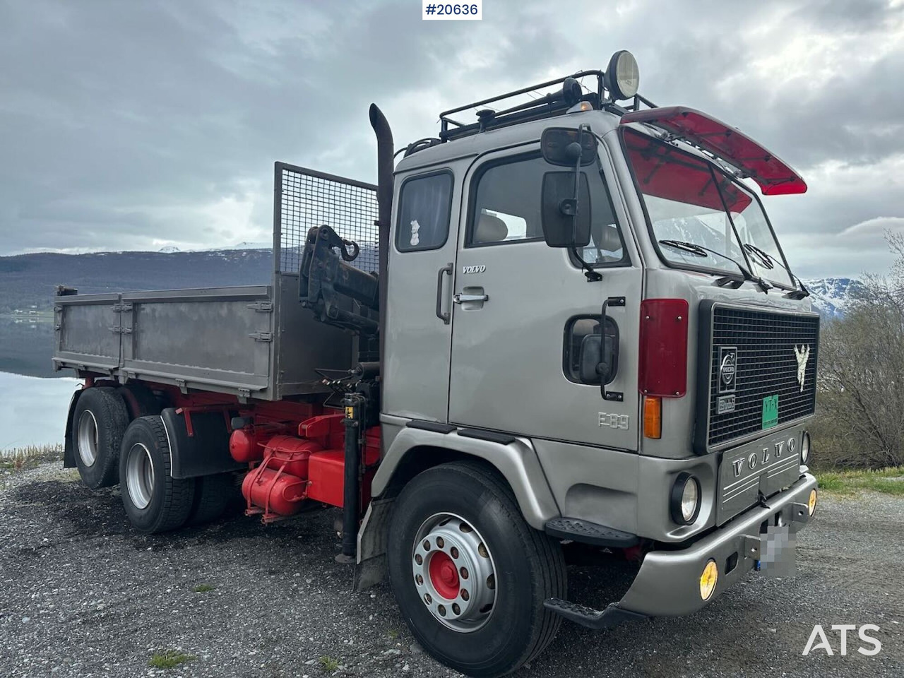 Volvo F89 46 - شاحنات مسطحة, شاحنة كرين: صور 4 Volvo F89 46 - شاحنات مسطحة, شاحنة كرين: صور 4
