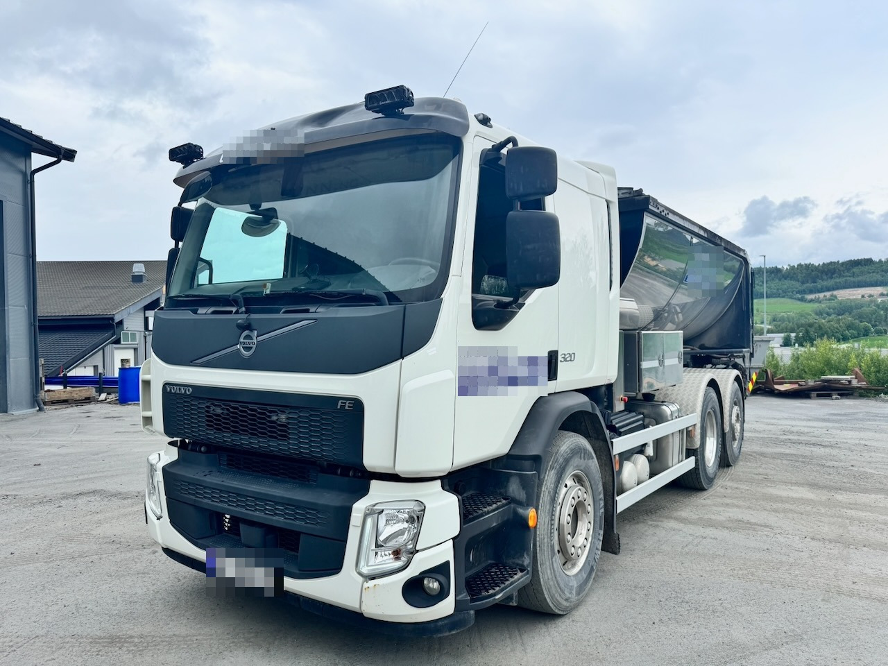 Volvo FE320 - شاحنة, آلة أسفلت: صور 2 Volvo FE320 - شاحنة, آلة أسفلت: صور 2
