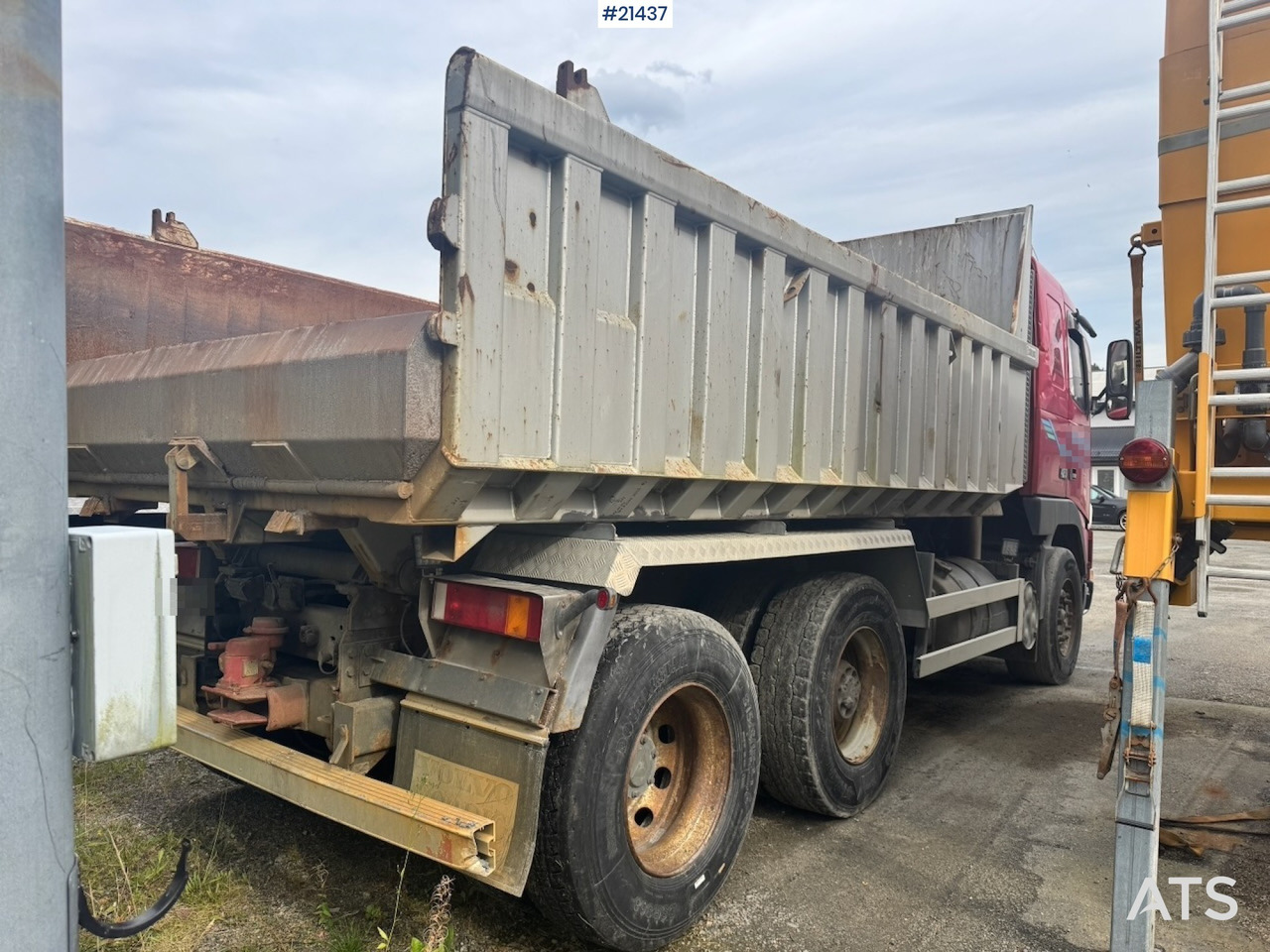 Volvo FH12 420 - قلابات: صور 5 Volvo FH12 420 - قلابات: صور 5