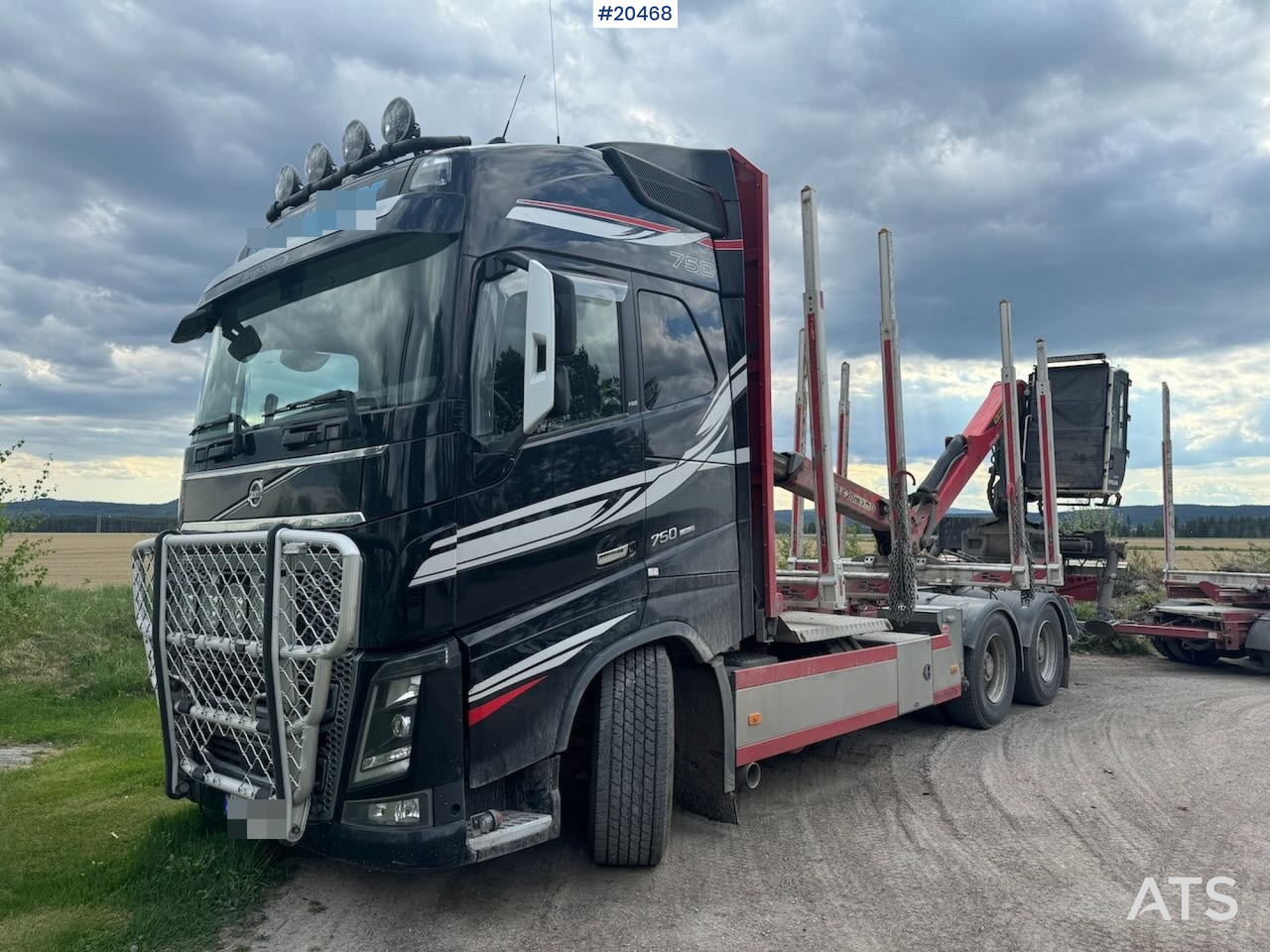 Volvo FH750 - شاحنة قطع الأشجار: صور 1 Volvo FH750 - شاحنة قطع الأشجار: صور 1