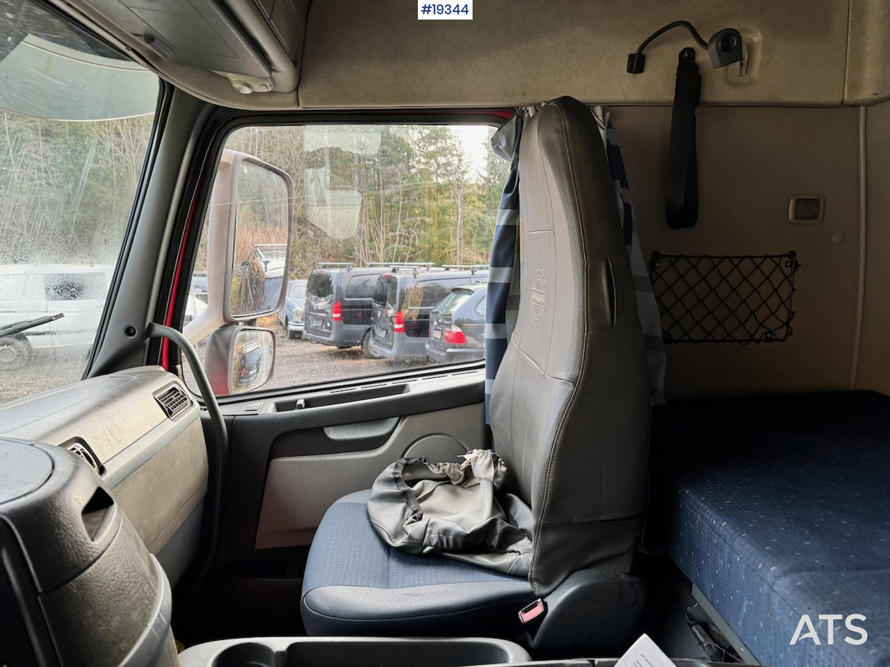 الشاسيه شاحنة Volvo FM 440: صور 30