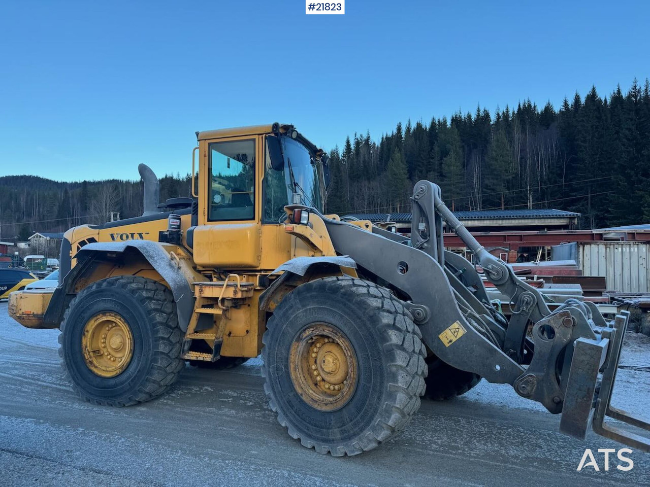 Volvo L110E hjullaster m/ skuffe SE VIDEO - اللودر بعجل: صور 2 Volvo L110E hjullaster m/ skuffe SE VIDEO - اللودر بعجل: صور 2