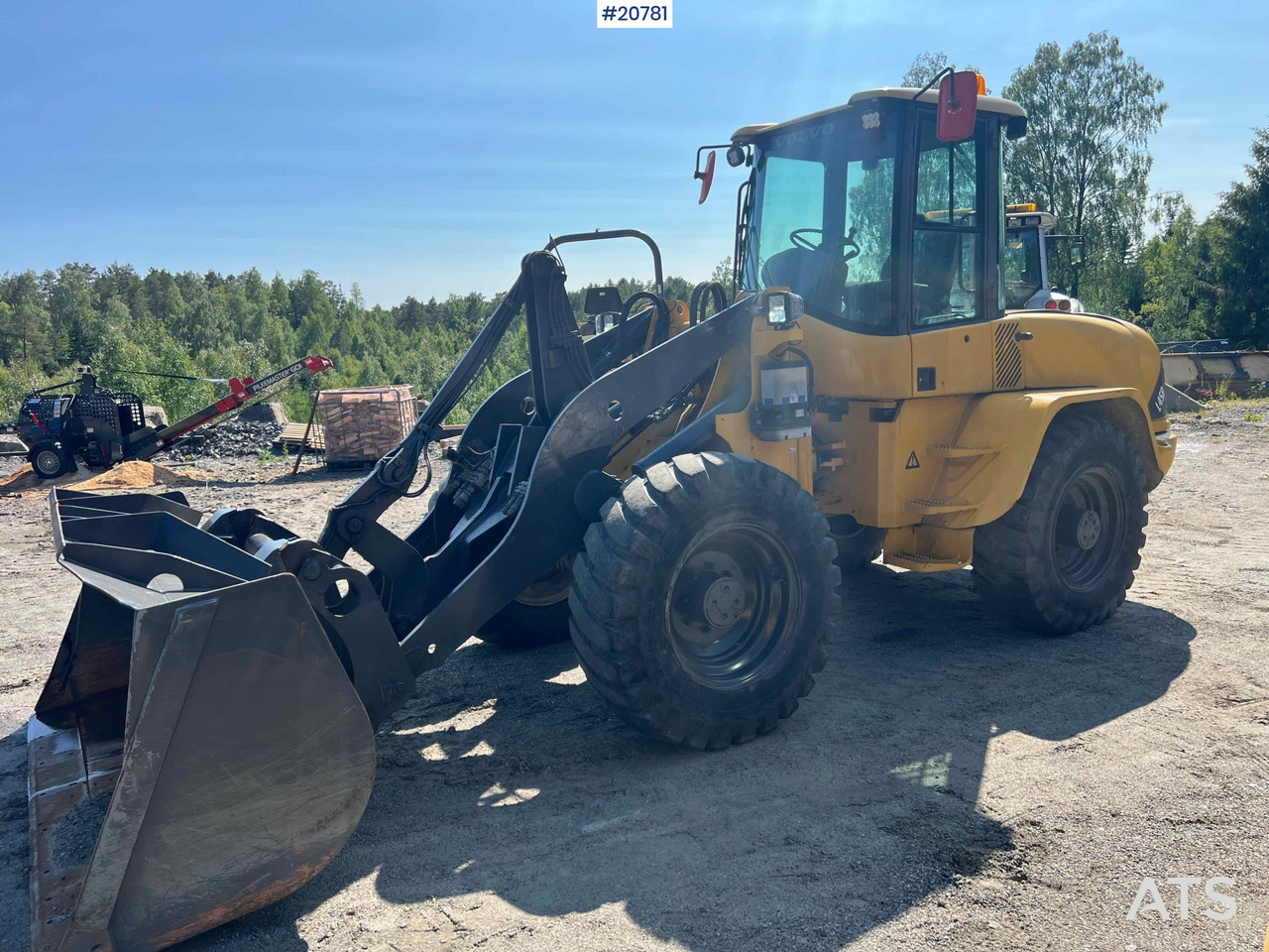 Volvo L45B - اللودر بعجل: صور 1 Volvo L45B - اللودر بعجل: صور 1