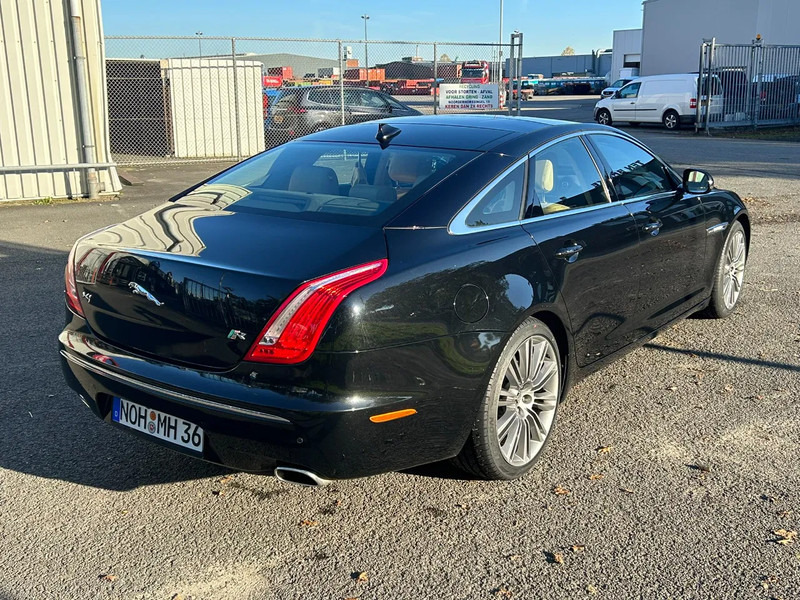 Jaguar XJ 3.0 V6D 275 PK /AUTOM / PANO DAK / VOL LEDER / MERIDAN / EXPORT PRICE - سيدان: صور 2 Jaguar XJ 3.0 V6D 275 PK /AUTOM / PANO DAK / VOL LEDER / MERIDAN / EXPORT PRICE - سيدان: صور 2
