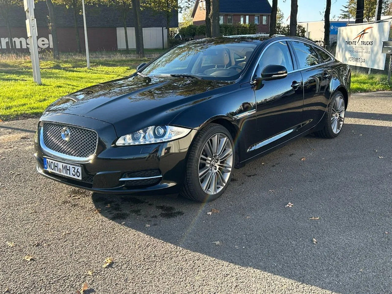 Jaguar XJ 3.0 V6D 275 PK /AUTOM / PANO DAK / VOL LEDER / MERIDAN / EXPORT PRICE - سيدان: صور 3 Jaguar XJ 3.0 V6D 275 PK /AUTOM / PANO DAK / VOL LEDER / MERIDAN / EXPORT PRICE - سيدان: صور 3