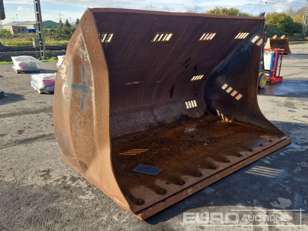 116" Front Loading Bucket to suit Volvo Wheeled Loader - بكت: صور 4 116" Front Loading Bucket to suit Volvo Wheeled Loader - بكت: صور 4
