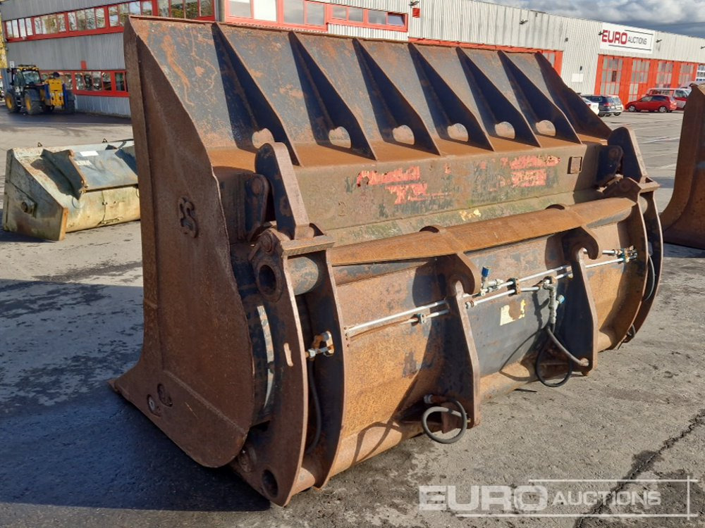 116" High-Tip Front Loading Bucket to suit Volvo Wheeled Loader - بكت: صور 2 116" High-Tip Front Loading Bucket to suit Volvo Wheeled Loader - بكت: صور 2