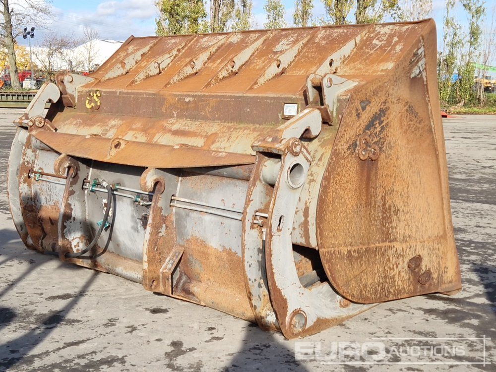 123" High-Tip Front Loading Bucket to suit Volvo Wheeled Loader - بكت: صور 3 123" High-Tip Front Loading Bucket to suit Volvo Wheeled Loader - بكت: صور 3