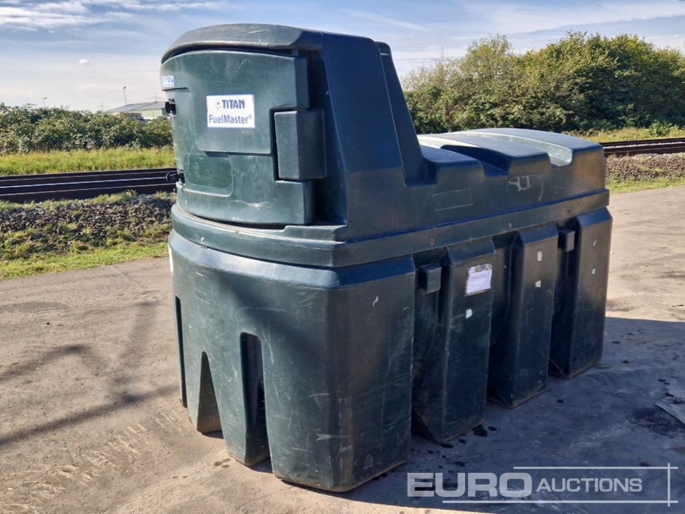 2,500Ltr. Fuel Bowser - خزان تخزين: صور 1 2,500Ltr. Fuel Bowser - خزان تخزين: صور 1