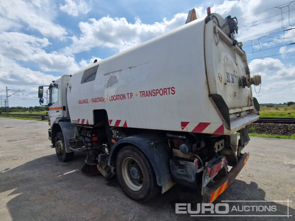 2002 Mercedes Axor 1829 - سياره كنس شوارع: صور 3 2002 Mercedes Axor 1829 - سياره كنس شوارع: صور 3