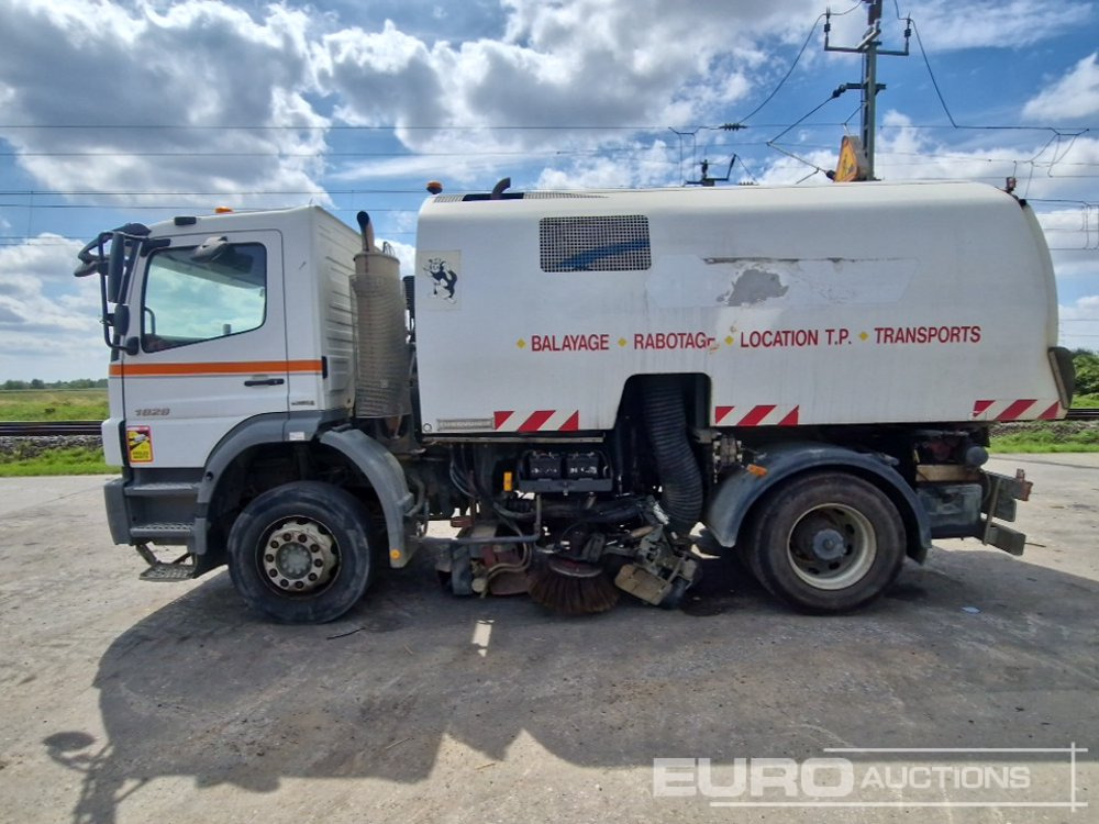 2002 Mercedes Axor 1829 - سياره كنس شوارع: صور 2 2002 Mercedes Axor 1829 - سياره كنس شوارع: صور 2