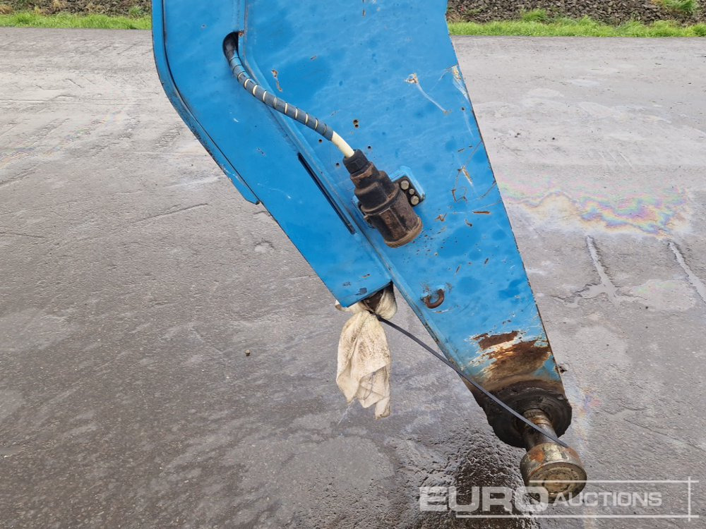 حفارة على عجلات 2004 Fuchs MHL331: صور 20