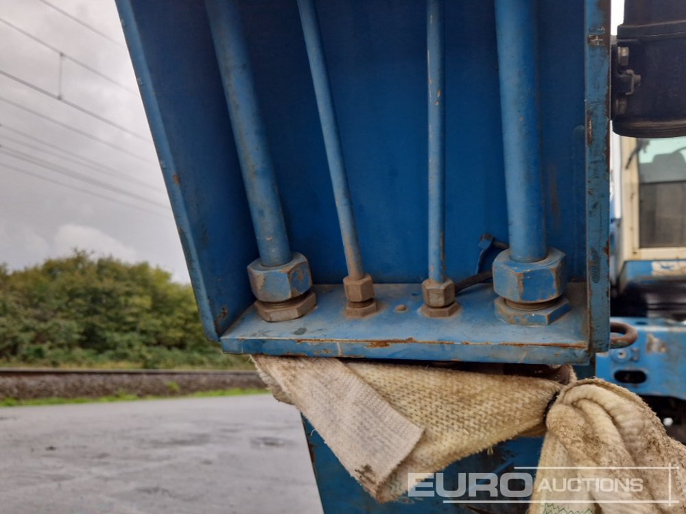 حفارة على عجلات 2004 Fuchs MHL331: صور 21