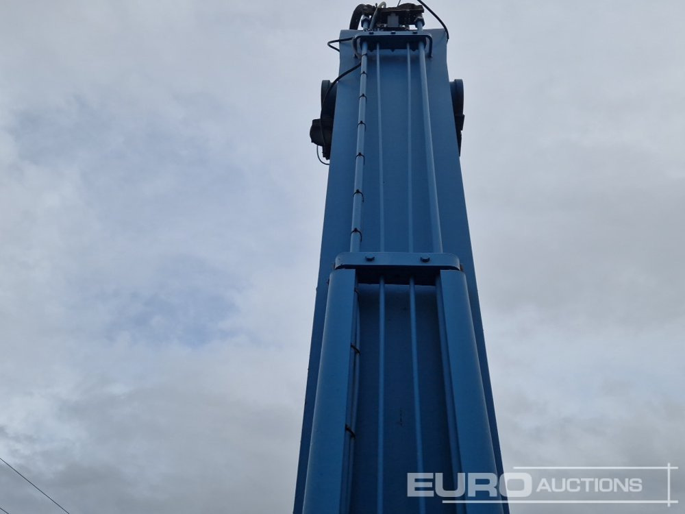 حفارة على عجلات 2004 Fuchs MHL331: صور 22