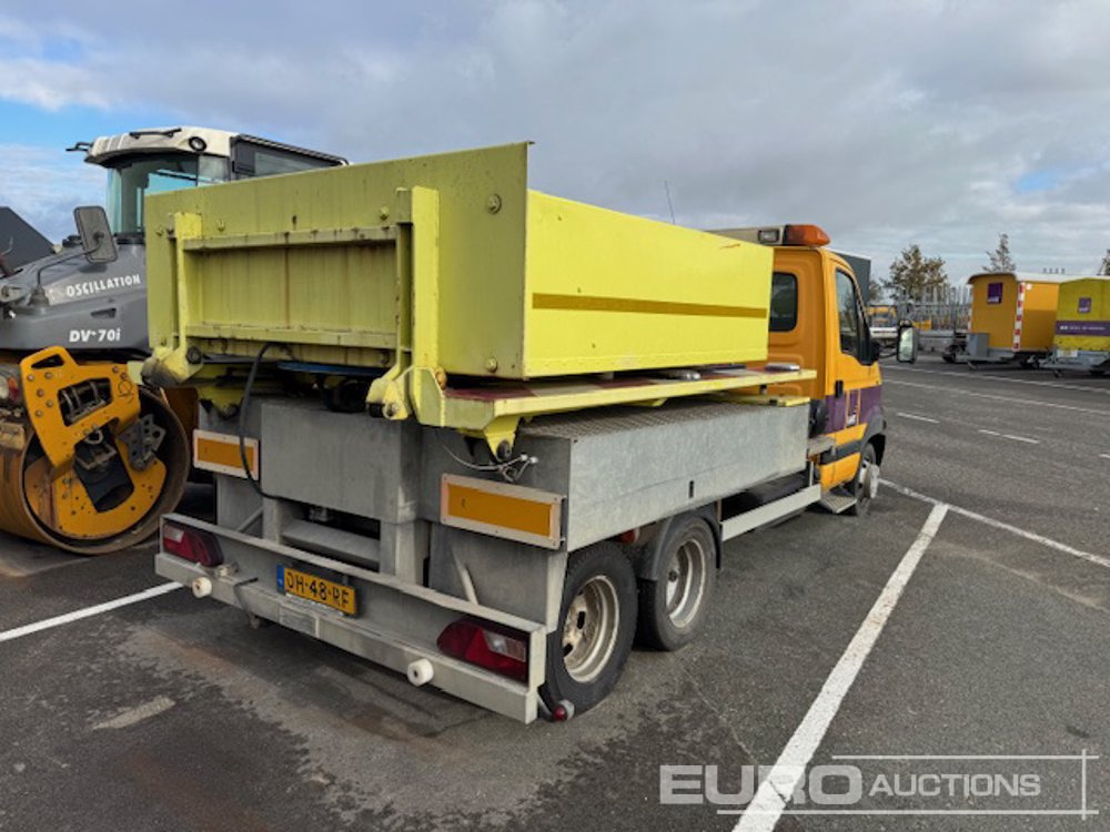 2005 Renault Mascott - الشاحنات الصغيرة: صور 3 2005 Renault Mascott - الشاحنات الصغيرة: صور 3