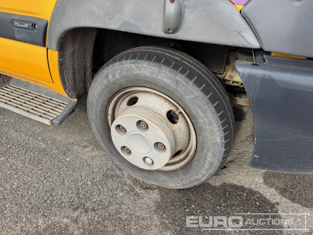 2005 Renault Mascott - الشاحنات الصغيرة: صور 5 2005 Renault Mascott - الشاحنات الصغيرة: صور 5