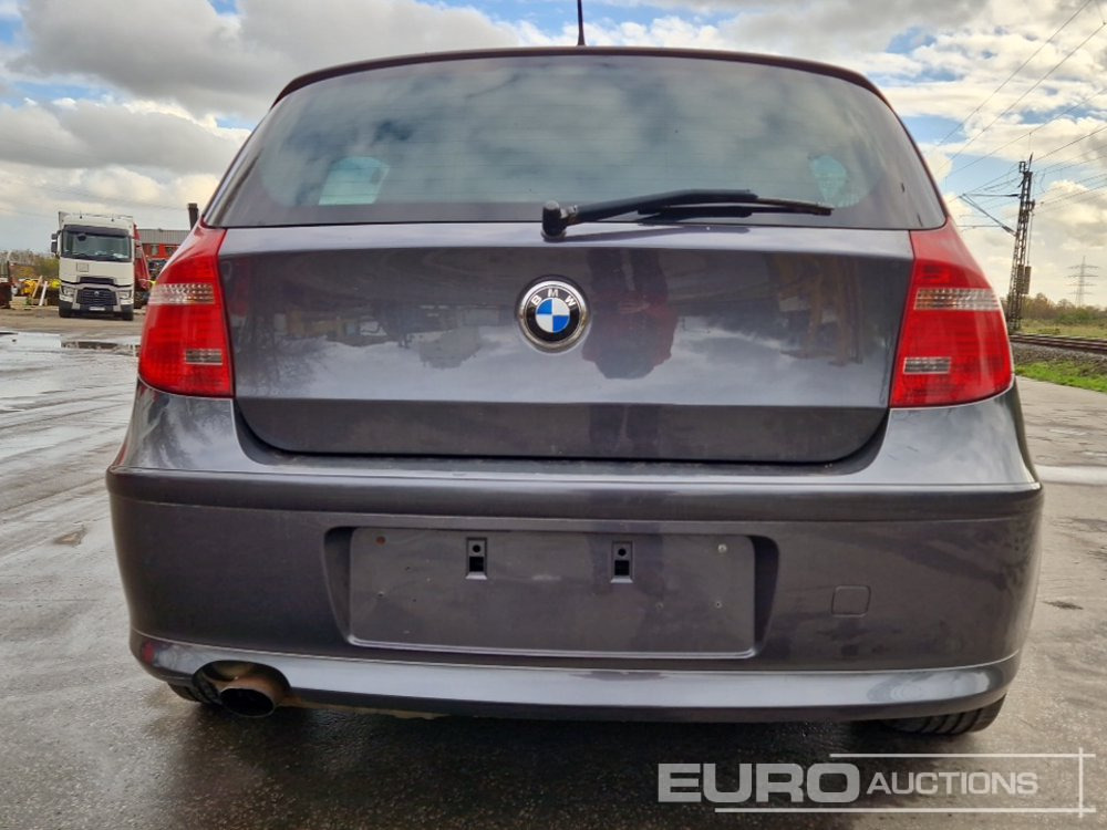 2008 BMW 1 Series - سيارة: صور 4 2008 BMW 1 Series - سيارة: صور 4