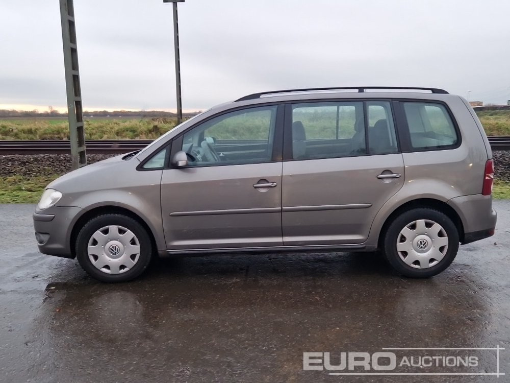 2008 Volkswagen Touran - سيارة: صور 2 2008 Volkswagen Touran - سيارة: صور 2