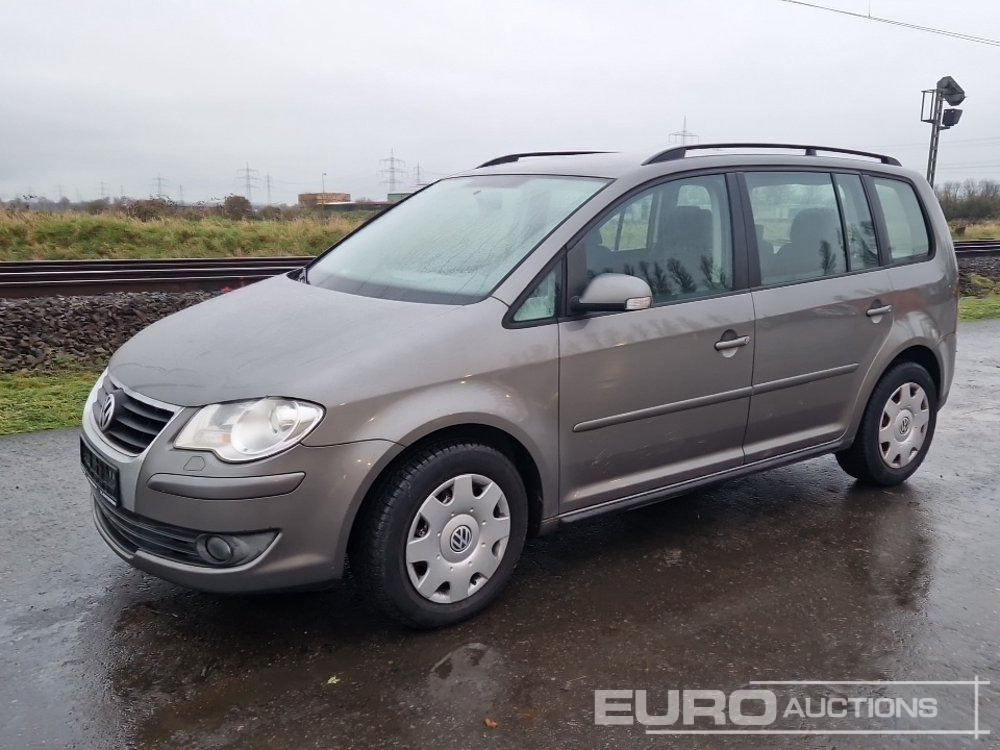 2008 Volkswagen Touran - سيارة: صور 1 2008 Volkswagen Touran - سيارة: صور 1