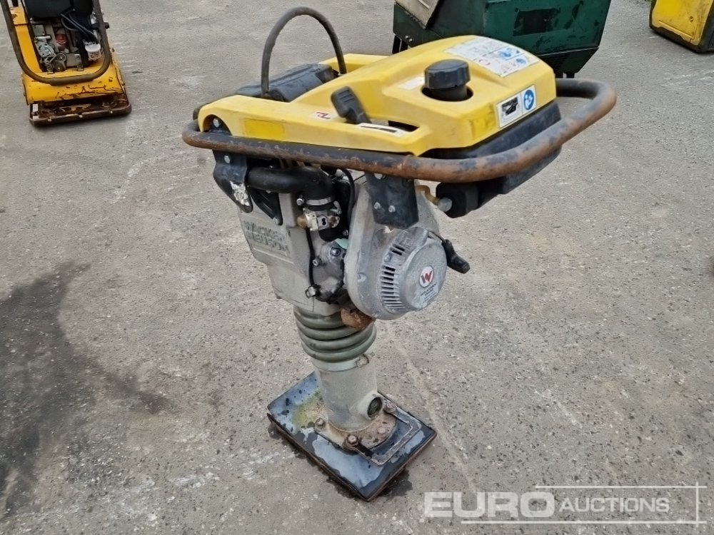 2010 Wacker Neuson BS50-2 - آلة أسفلت: صور 2 2010 Wacker Neuson BS50-2 - آلة أسفلت: صور 2