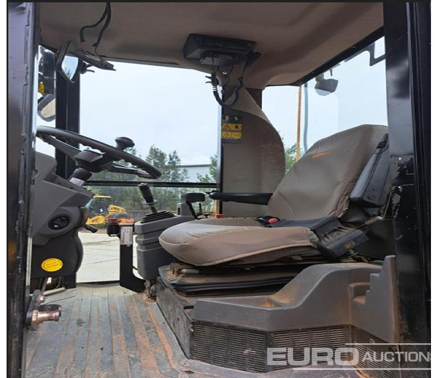 2011 CAT CP74 - مدحلة: صور 5 2011 CAT CP74 - مدحلة: صور 5