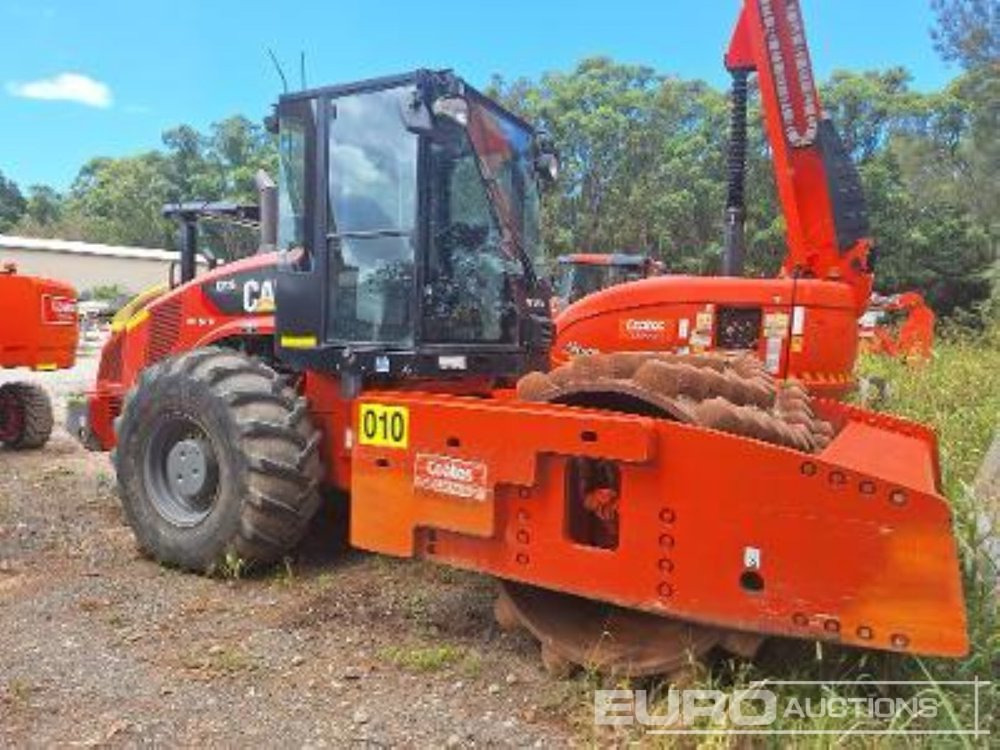 2011 CAT CP76XT - مدحلة: صور 3 2011 CAT CP76XT - مدحلة: صور 3
