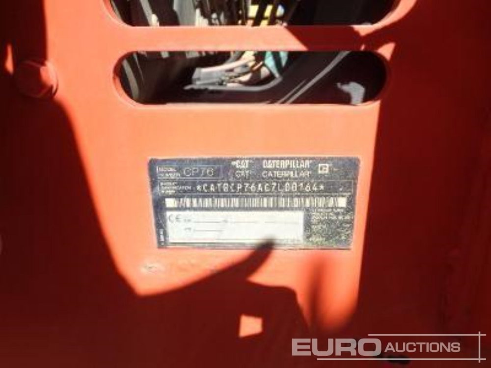 2011 CAT CP76 - مدحلة: صور 5 2011 CAT CP76 - مدحلة: صور 5