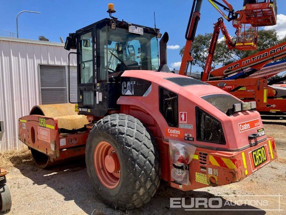 2011 CAT CS74 - مدحلة: صور 2 2011 CAT CS74 - مدحلة: صور 2