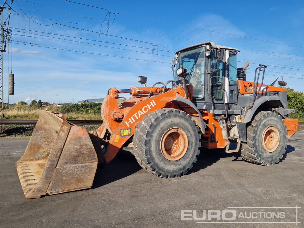 2011 Hitachi ZW250 - اللودر بعجل: صور 1 2011 Hitachi ZW250 - اللودر بعجل: صور 1