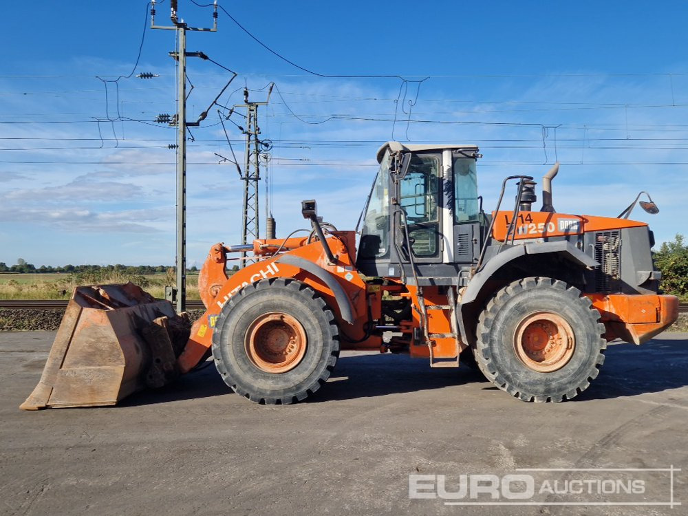2011 Hitachi ZW250 - اللودر بعجل: صور 2 2011 Hitachi ZW250 - اللودر بعجل: صور 2