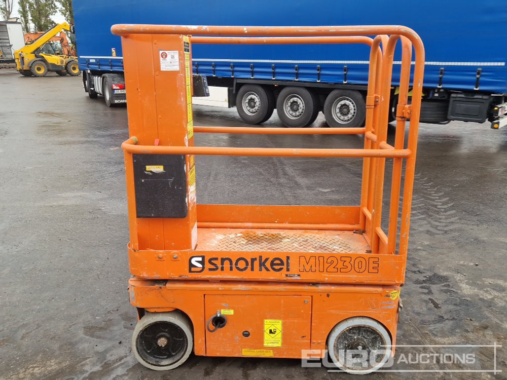 2011 Snorkel M1230E - منصات هيدروليكية متنقلة: صور 5 2011 Snorkel M1230E - منصات هيدروليكية متنقلة: صور 5