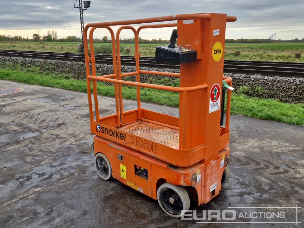 2011 Snorkel M1230E - منصات هيدروليكية متنقلة: صور 3 2011 Snorkel M1230E - منصات هيدروليكية متنقلة: صور 3